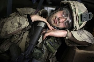 insomnio soldado durmiendo